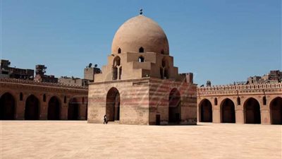 مصر الحلوة ..جولة في مسجد احمد بن طولون