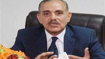 محافظ أسيوط يتواصل مع وزير الكهرباء لمواجهة انقطاع التيار