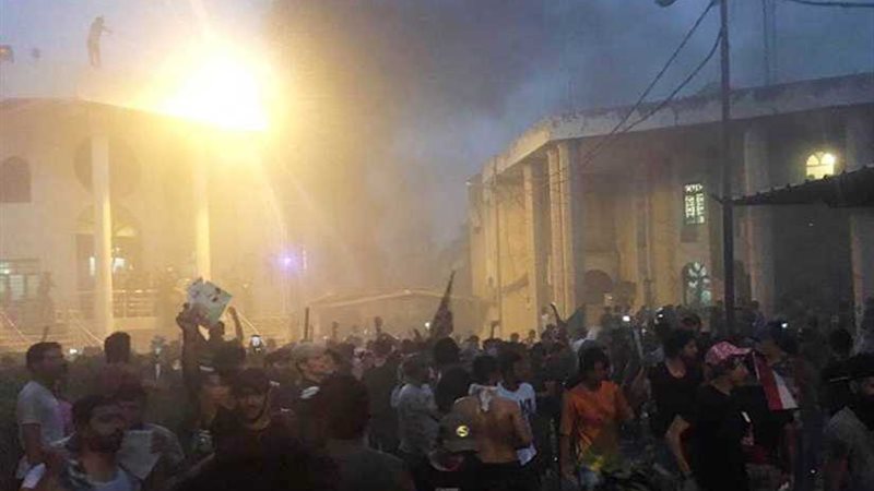 احراق احدى المباني