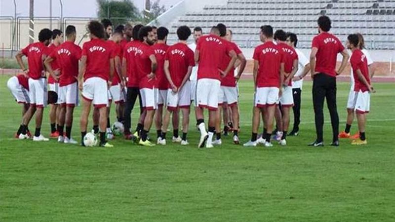 الموعد والقنوات الناقلة