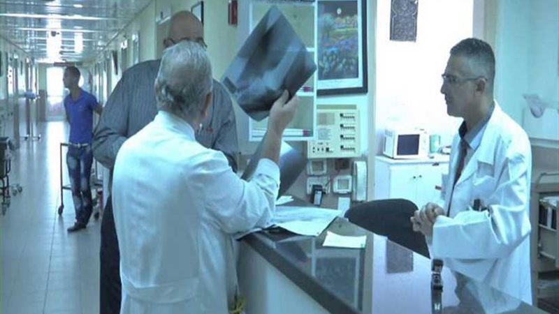 أمريكا تقطع مساعداتها