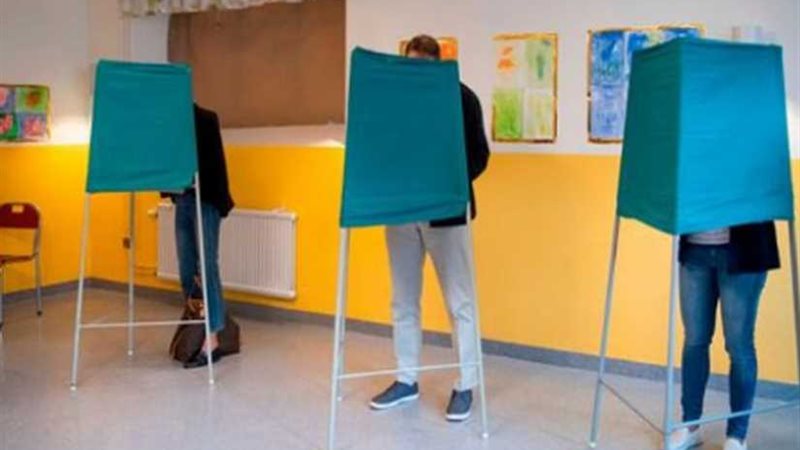 غلق باب التصويت بعد