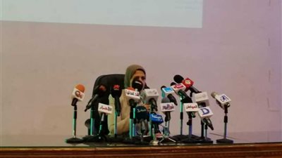 وزيرة الصحة تطلق أول دورة تدريبية في تنفيذ مبادرة القضاء على فيروس 