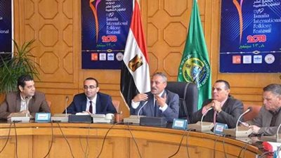 تكريم رؤساء الوفود المشاركة في مهرجان التاسع عشر 