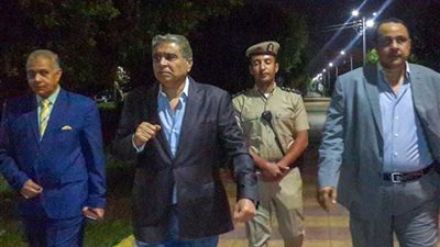 محافظ المنيا يمنع دخول الخيول والدراجات البخارية ويؤكد إعادة الانضباط للكورنيش