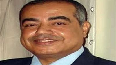 رئيس جامعة الأقصر يعلن تحصيل المصروفات الدراسية إلكترونيا