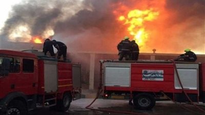 السيطرة على حريق شب في خط غاز بشبرا الخيمة