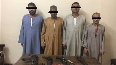 (بالأسماء) ضبط 16 بحوزتهم أسلحة نارية بـ