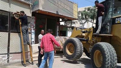 إزالة 70 تعديًا من أمام المدارس والشوارع الرئيسية بالدلنجات 