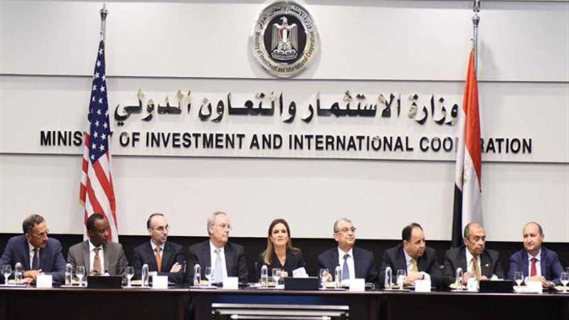 4وزراء يلتقون ممثلى