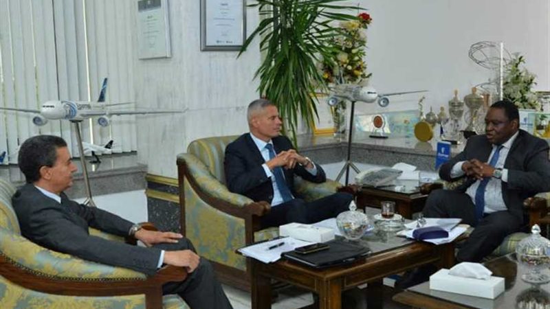 رئيس مصر للطيران