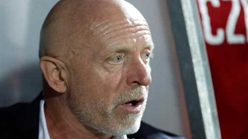 استقالة مدرب المنتخب