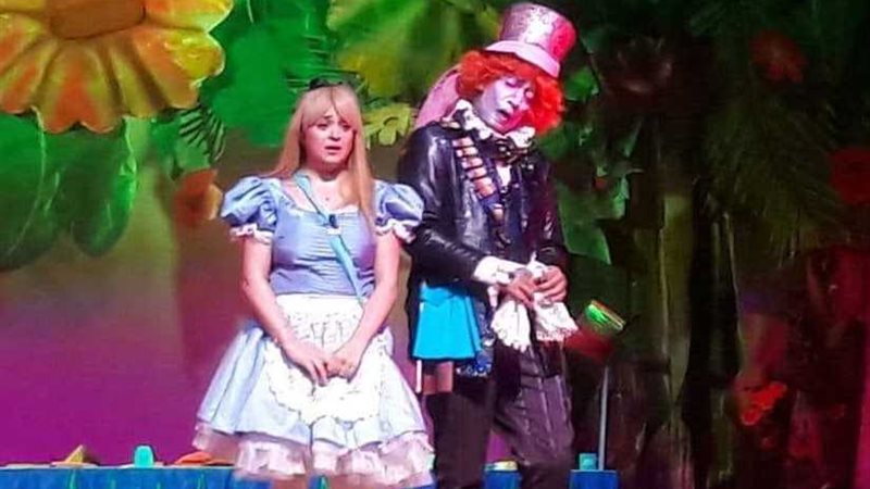 مسرح البالون يستقبل