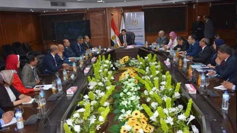 صبحي يبحث دعم المشروعات