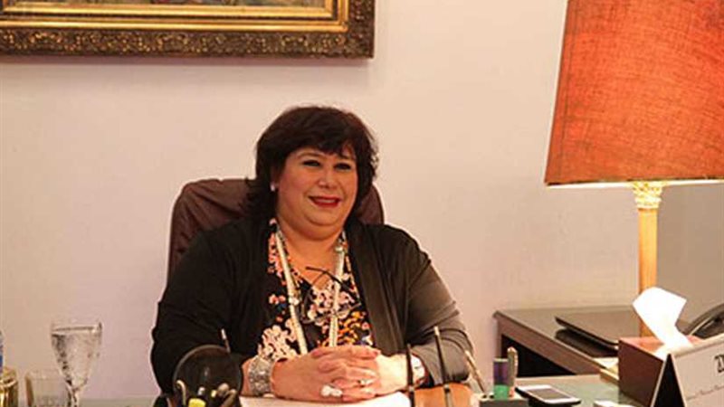 وزيرة الثقافة في