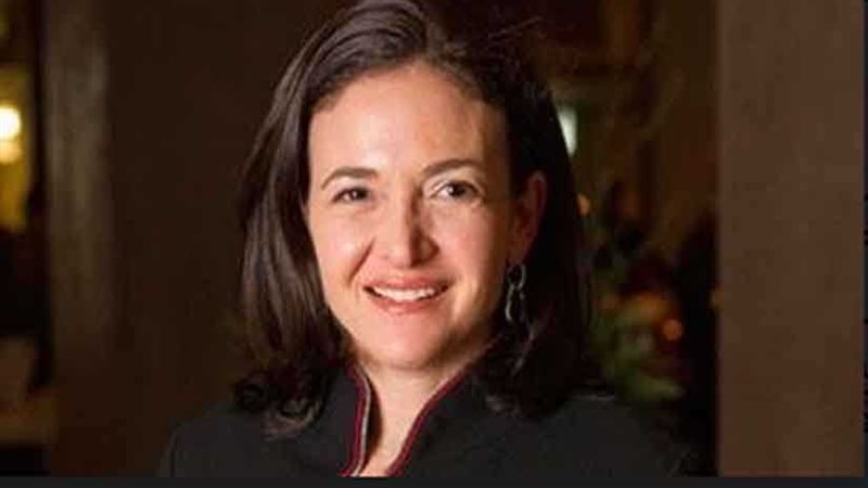 فيس بوك يحذف 1.27