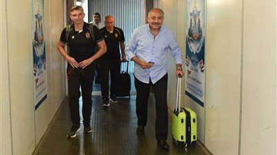 بعثة الأهلي تصل القاهرة