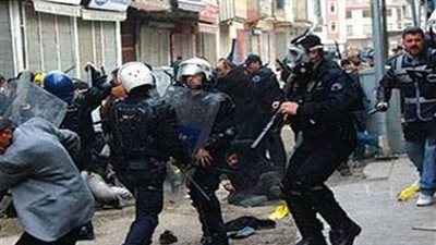 الشرطة التركية تعتقل مئات المحتجين على ظروف العمل بمطار اسطنبول الجديد