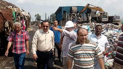 رئيس مركز ومدينة المحلة يبدأ جولاته بمصنع تدوير القمامة عقب توليه المنصب