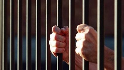 القبص على صاحب شركة دهانات لبيعه منتجات مجهولة المصدر بالمنيا