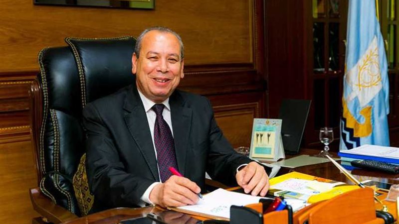 توزيع 7300 كرتونة