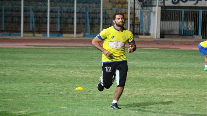 حسني عبدربه يخضع