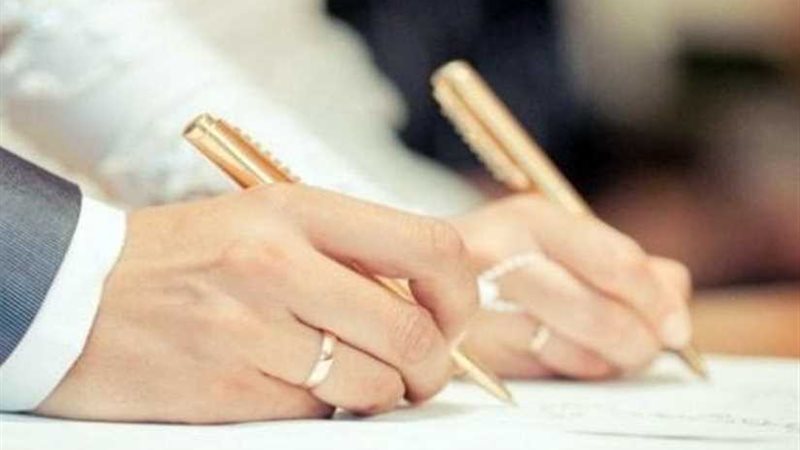 حكم كذب الزوجة في