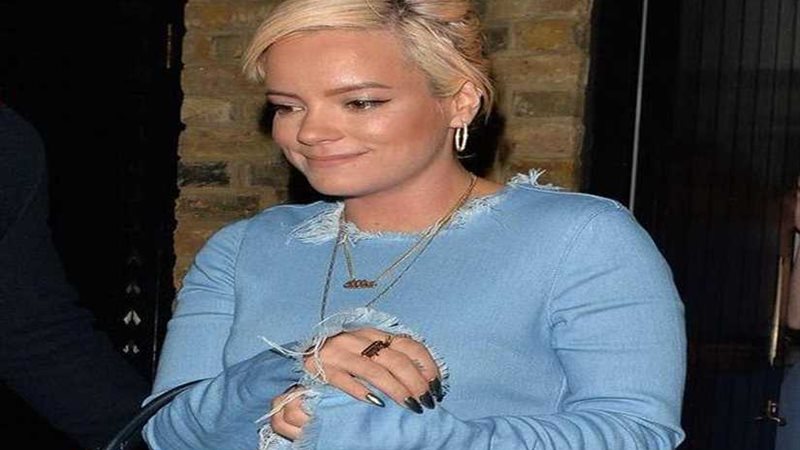 نامت في غرفته فاغتصبها