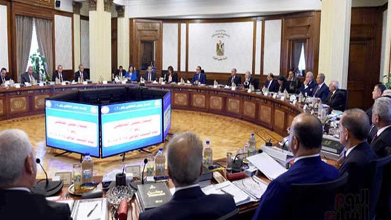 رئيس الوزراء يتابع