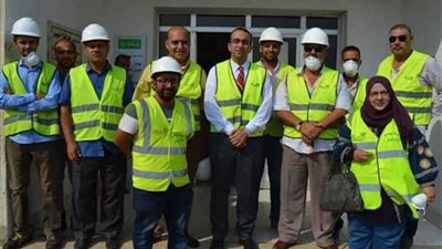 نائب محافظ الإسماعيلية يتفقد مصنع تدوير القمامة والمخلفات لمتابعة ملف منظومة النظافة