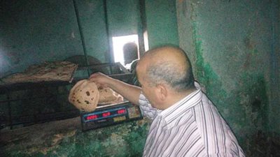 بالصور.. إحالة مفتش تموين بالسنطة للتحقيق