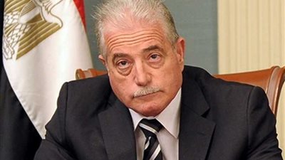 محافظ جنوب سيناء يبحث الموقف التنفيذي لمركز خدمات المستثمرين