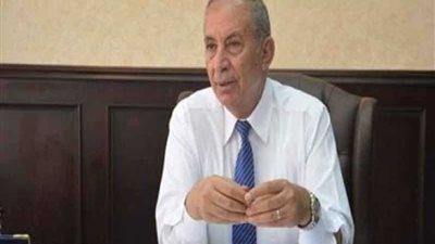 محافظ البحر الأحمر يفتتح معرض الكتاب الأول بقصر ثقافة الغردقة