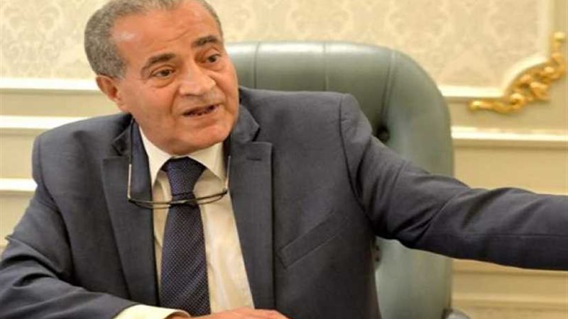 رئيس الوزراء يفتتح