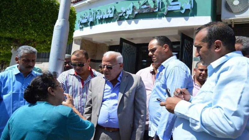 جولة تفقدية لمحافظ