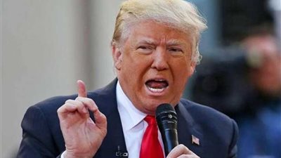 ترامب يبدأ زيارته لكارولينا الشمالية لتقييم استجابة الحكومة لكارثة إعصار 