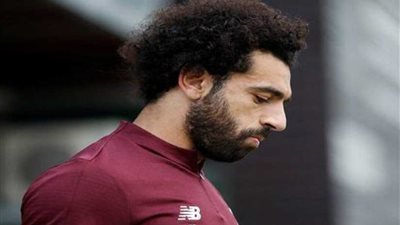 ما الذي يحدث مع.. ولمحمد صلاح؟