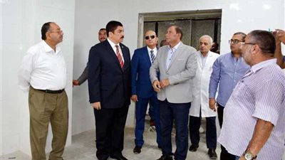 بالصور.. محافظ القليوبية يتفقد أعمال مستشفى كفر شكر المركزي بتكلفة 215 مليون جنيه