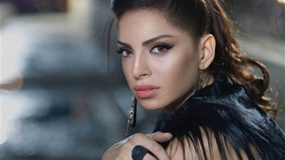 حقيقة منع إذاعة أغاني آمال ماهر في ماسبيرو