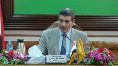 رئيس جامعة المنيا يؤكد انتهاء الجامعة من استعداداتها لاستقبال العام الجديد