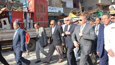محافظ الجيزة ومدير الأمن يقودان حملة لرفع الإشغالات (صور)