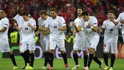 إشبيلية الإسباني يفوز على ستاندر دو لياج البلجيكي 5-1 ببطولة الدوري الأوروبي