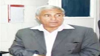 محافظ أسوان : لا صحة لما يتردد عن شكاوى للمسافرين السودانيين من خدمات المعابر البرية