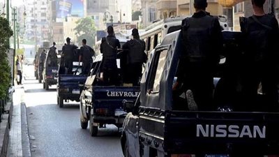 مباحث تنفيذ الأحكام تضبط مقاول مطلوب في 166حكم قضائي