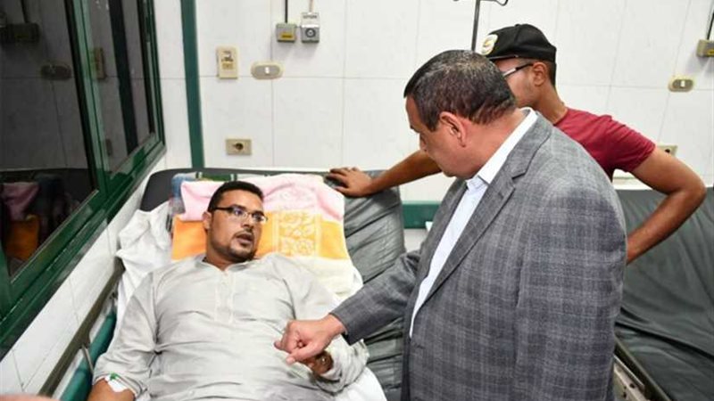 محافظ البحيرة يطمئن