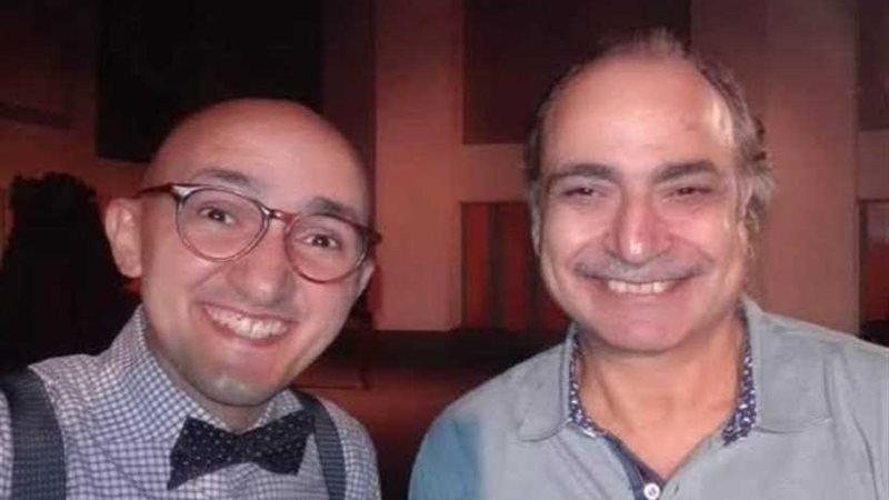 سيلفي مع هيما يكشف