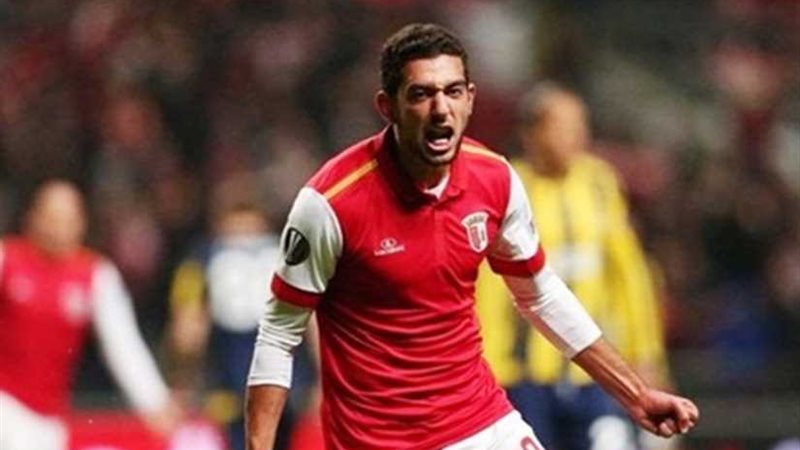 «كوكا» يشارك في تعادل