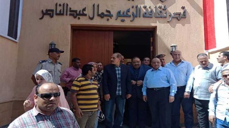 وزير التنمية المحلية