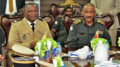 السودان وجزر القمر يوقعان مذكرة للتعاون العسكري