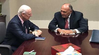 وزير الخارجية يلتقي المبعوث الأممي لسوريا بمقر بعثة مصر لدى الأمم المتحدة